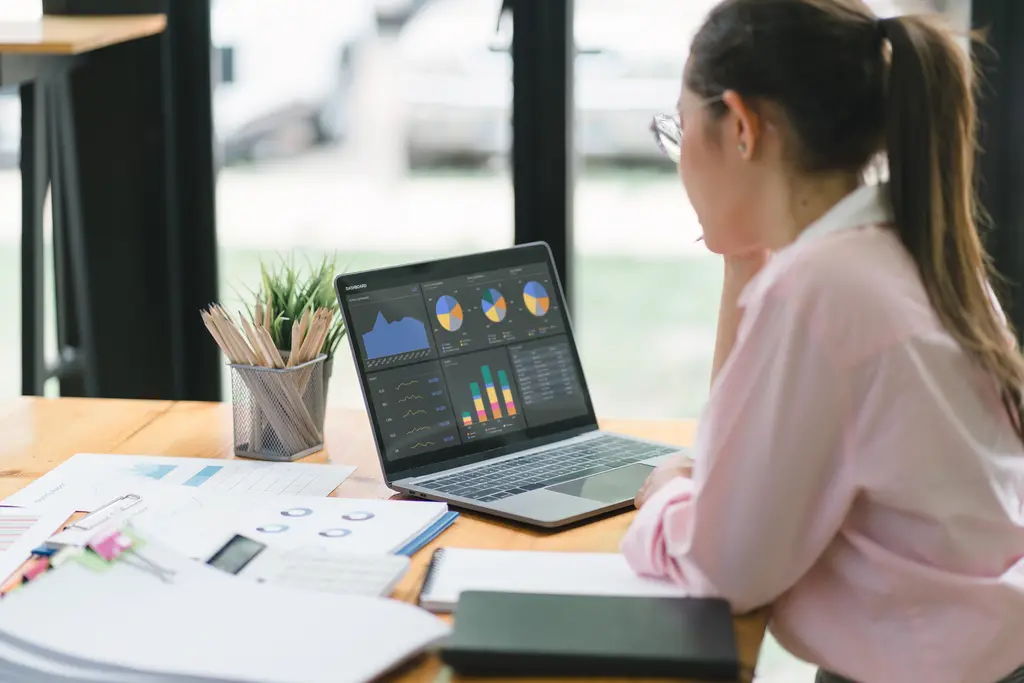 Zaangażowanie od pierwszego dnia: automatyczny onboarding jako klucz do sukcesu