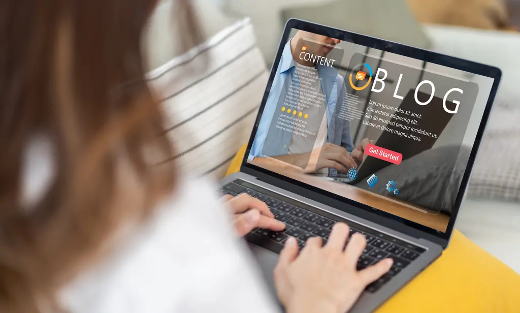Darmowa strona działa tylko do chwili, gdy marketing potrzebuje śledzenia, CRM i szybkiego follow-upu
