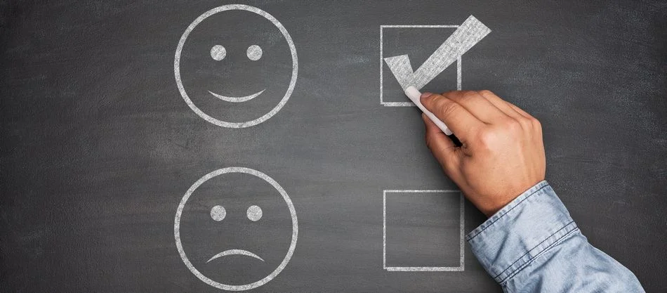 Bitrix24 czy wfirma.pl? Analiza funkcji i kosztów dla przedsiębiorców szukających alternatywy