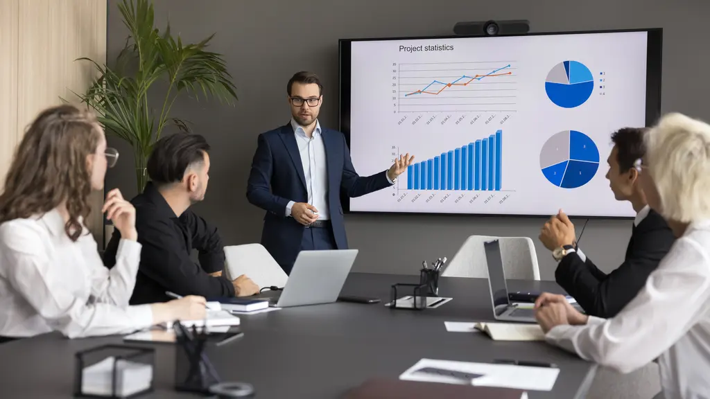 Czas na wyniki: przewodnik po polskiej pracy asynchronicznej