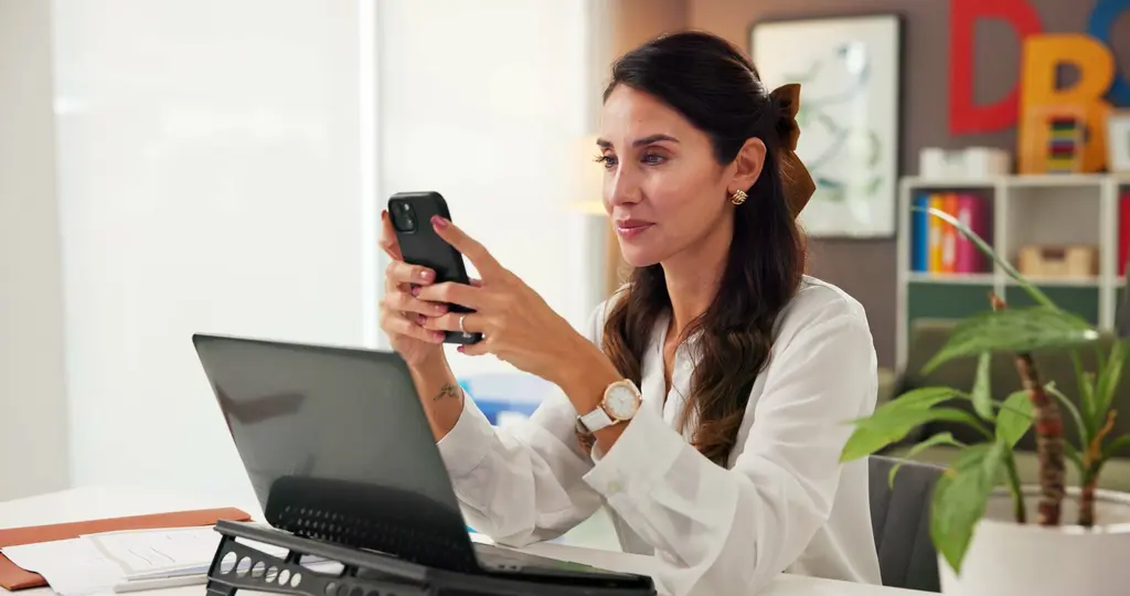 Rola mobilnego CRM w pracy nowoczesnego handlowca