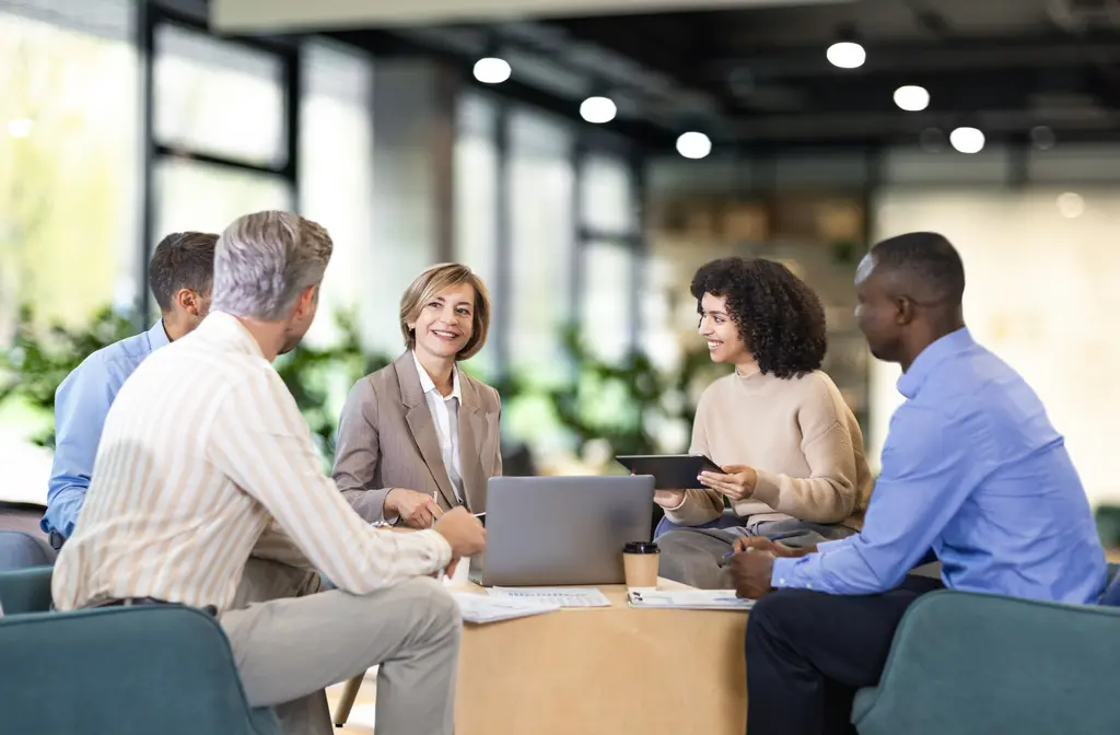 Czas na wyniki: przewodnik po polskiej pracy asynchronicznej