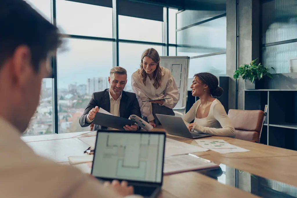 Rozwiązywanie konfliktów przez AI: nowa era mediacji w polskich zarządach